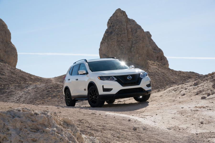  Nissan Rogue Rogue One Star Wars 2016 года  (фото 6 из 26)